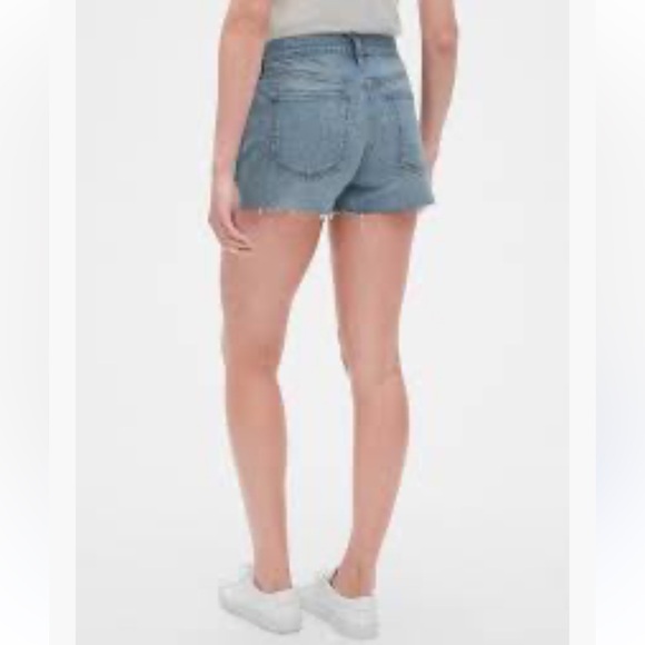 GAP Pride Rainbow Embroidered 3” Denim Shorts 27 New - Picture 3 of 15